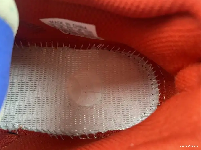 Boost Hi-Res Red Adidas HQ6979 700 Yeezy 0523